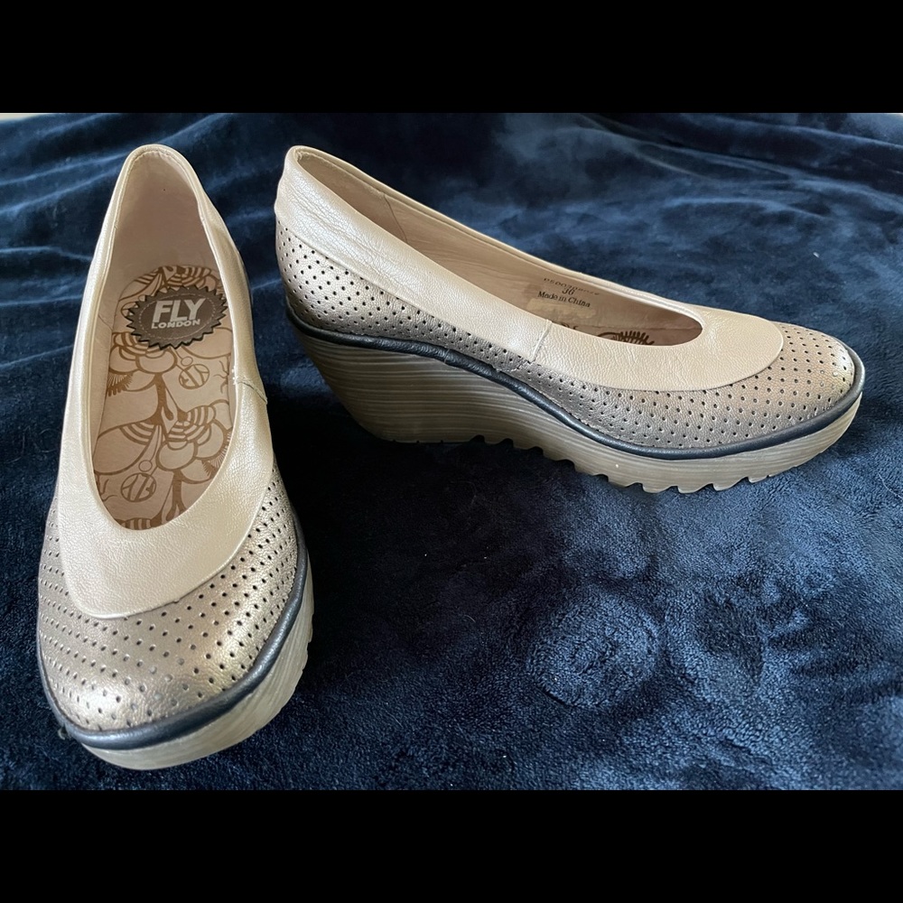 Fly of London wedge shoes